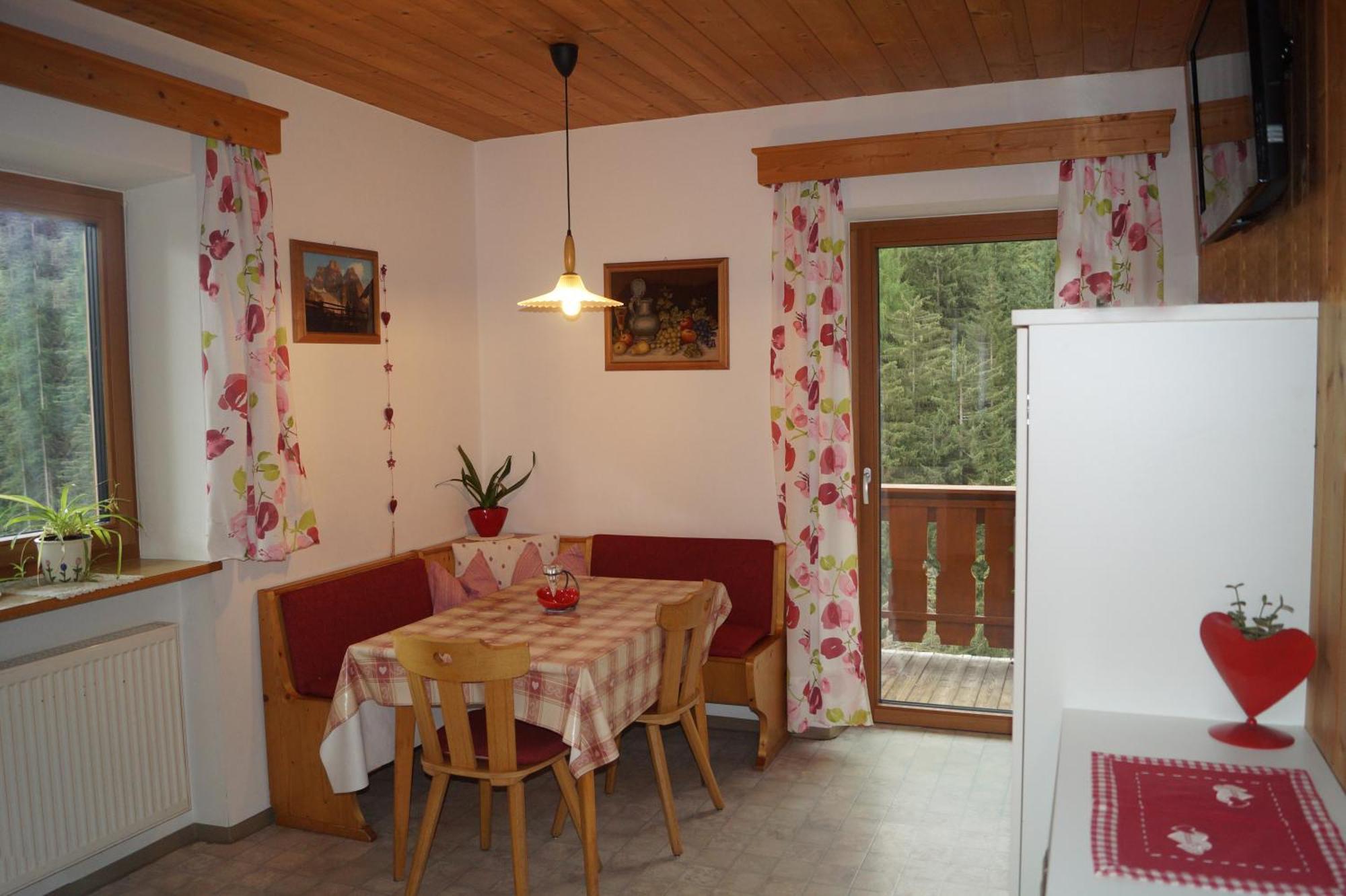 Апартаменты Thalerhof Сан-Лоренцо-ди-Себато Экстерьер фото